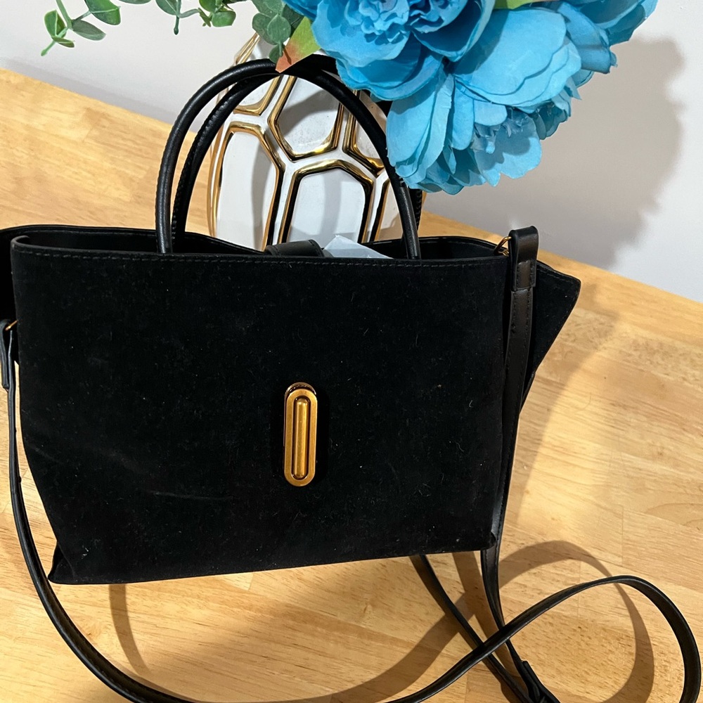 Elegant Black Handbag